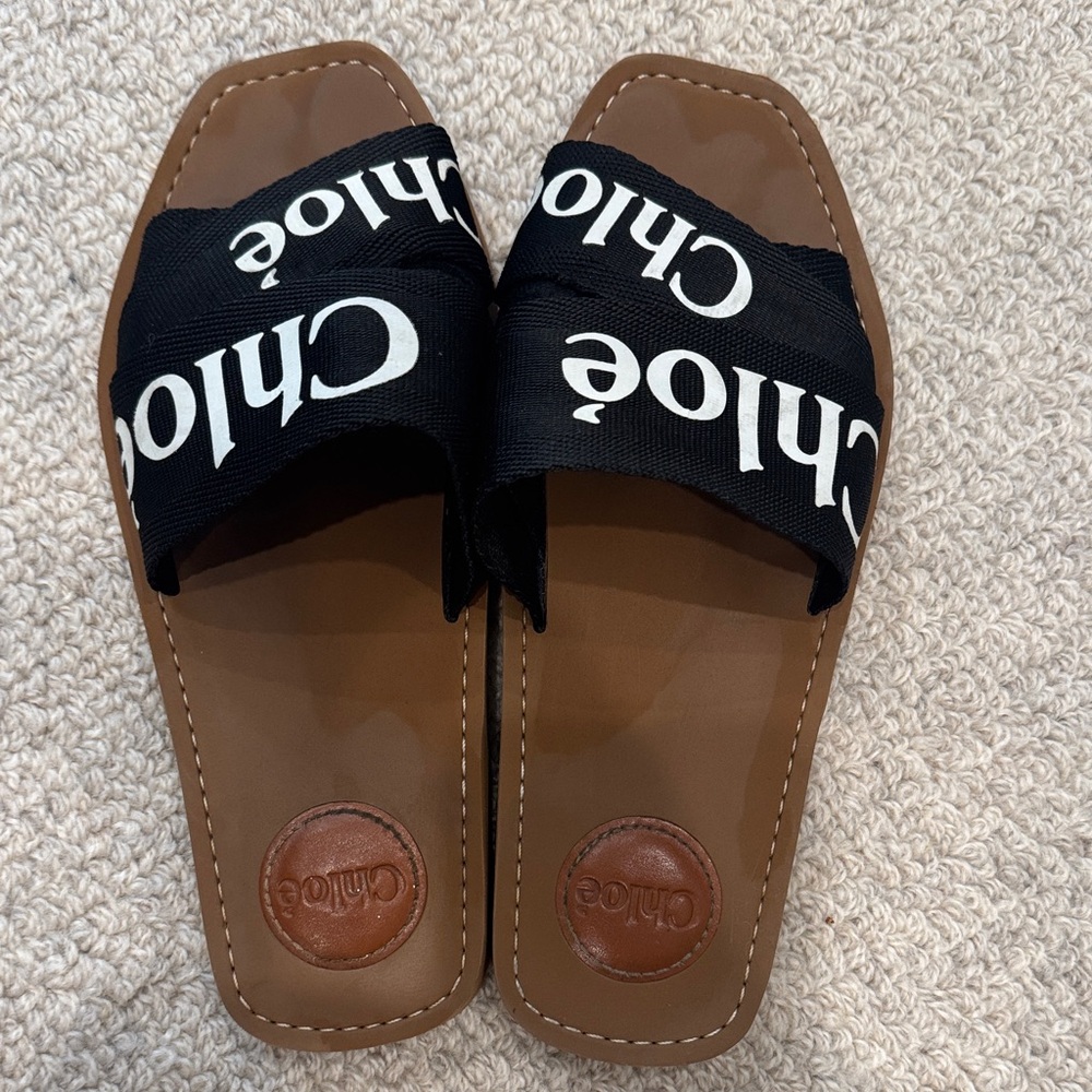 Chloe black sandals